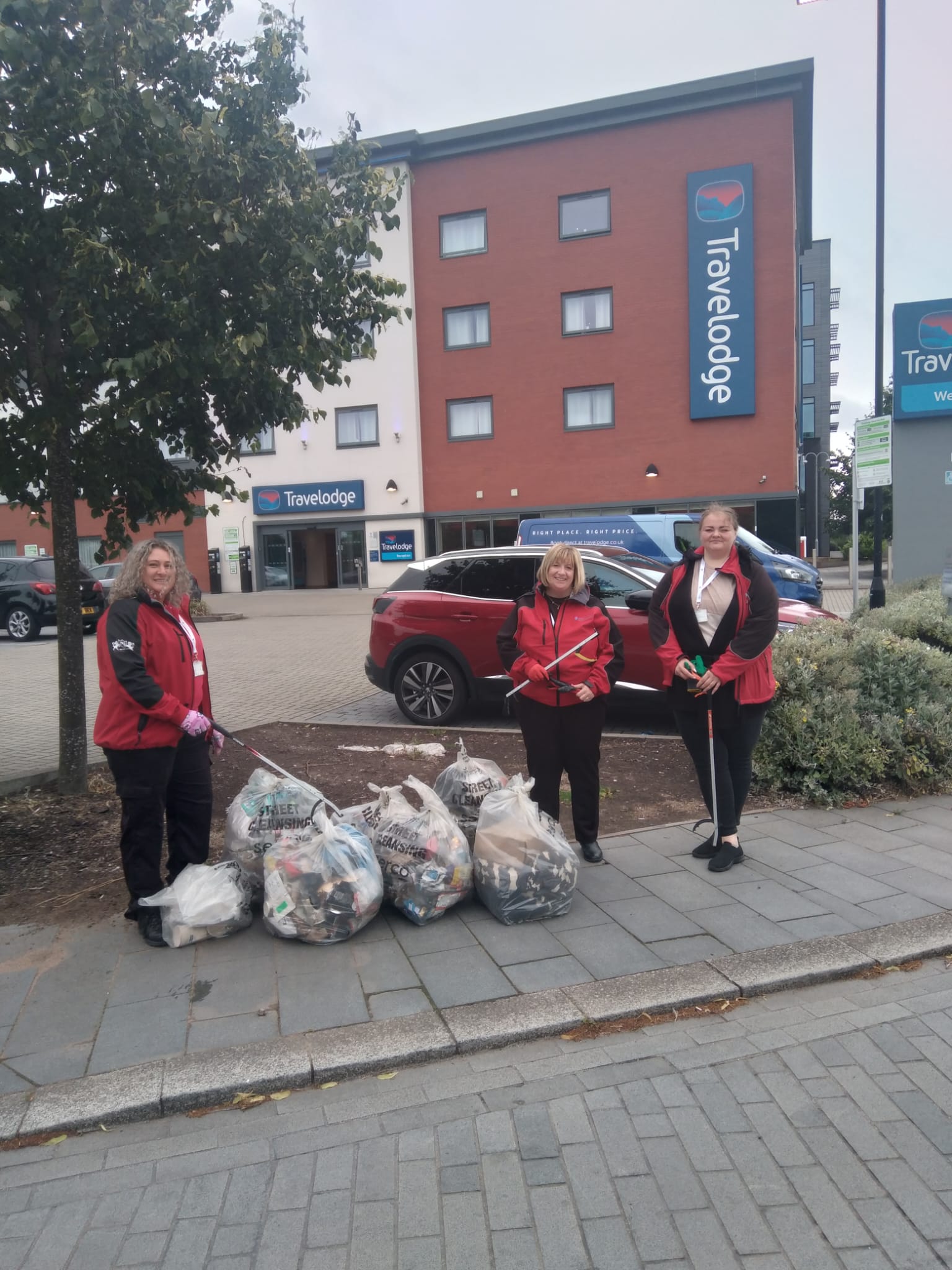 Our BID team out today. Helping out to keep clean West Bromwich town