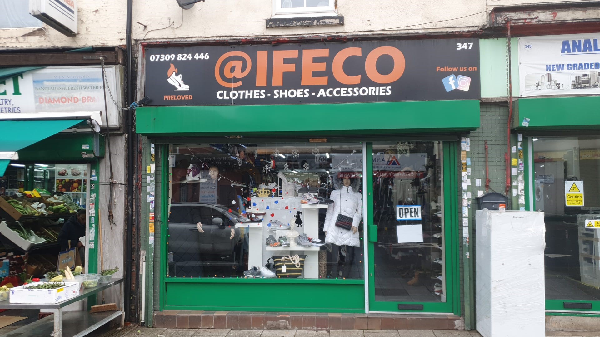 Very good quality designer trainer’s, clothes and ladies hand bags at @Ifeco